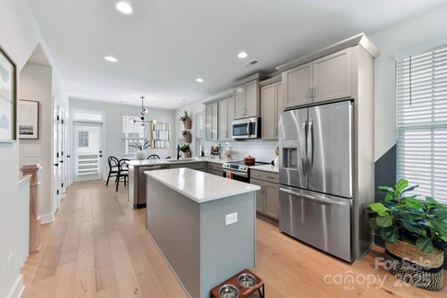 11-316 S Turner Ave, Charlotte, NC, 28208-4255 | Card Image