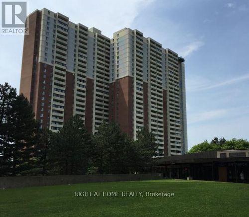 1508-5 Massey Sq, East York, ON, M4C5L6 | Card Image