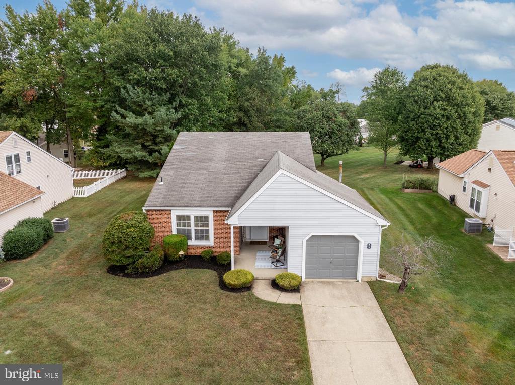 Knollwood Dr, Woodbury, NJ 08096