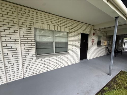 122-4050 4th St N, ST PETERSBURG, FL, 33703-5732 | Card Image