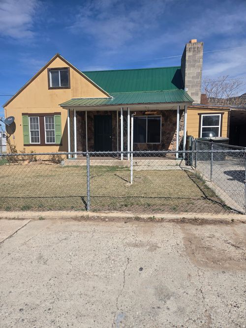 343 Carson Ave, East Carbon, UT, 84520-7734 | Card Image