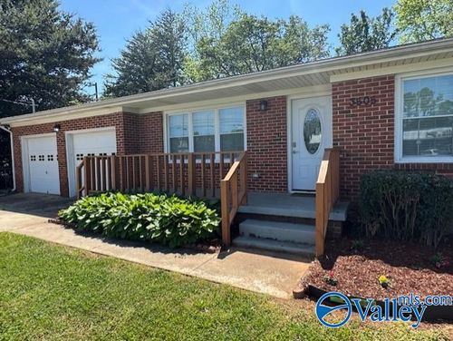 3505 Mastin Lake Rd Nw, Huntsville, AL, 35810-2601 | Card Image