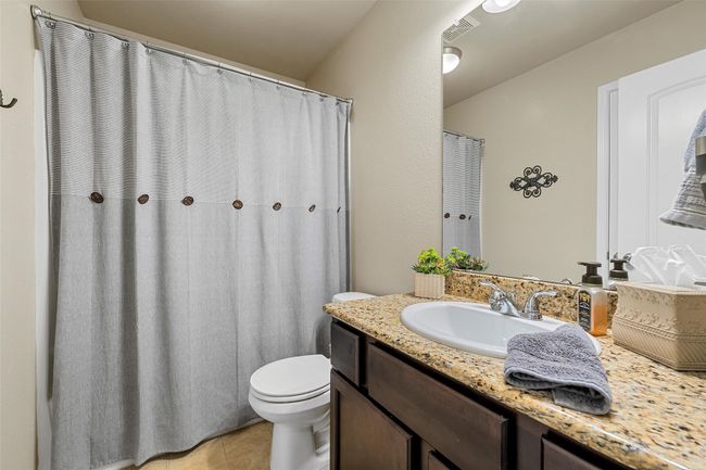 507 Navajo Trl, House other with 3 bedrooms, 2 bathrooms and 2 parking in McGregor TX | Image 28
