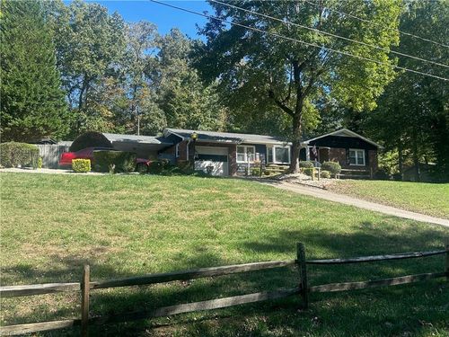 14 Windsor Cir, Thomasville, NC, 27360-9200 | Card Image