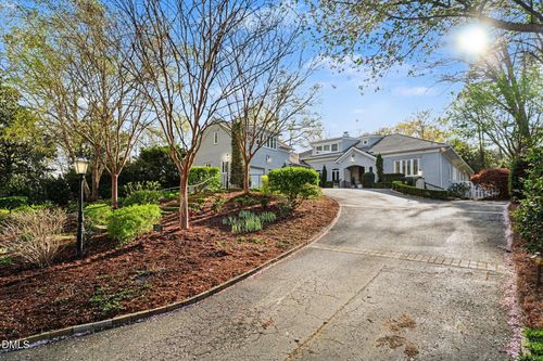 3207 Sussex Rd, Raleigh, NC, 27607-6638 | Card Image