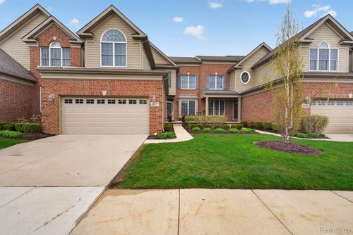 44872 Broadmoor Cir S, Northville, MI, 48168-8642 | Card Image