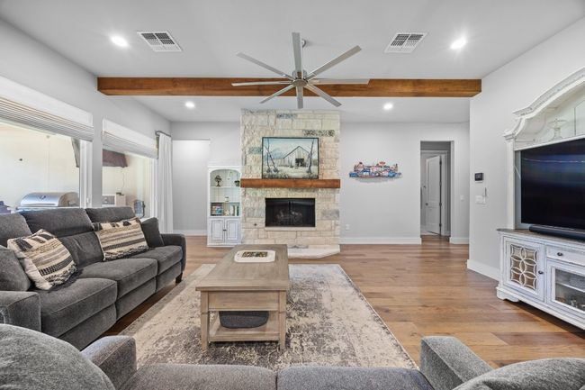 2208 Quarry Loop, House other with 5 bedrooms, 4 bathrooms and 6 parking in Leander TX | Image 12