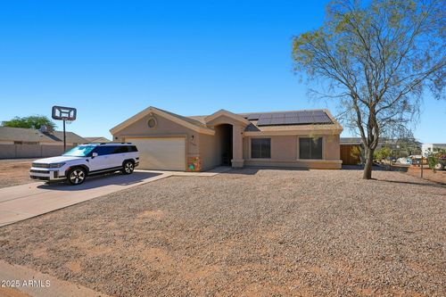 15200 S Redondo Rd, Arizona City, AZ, 85123-5925 | Card Image