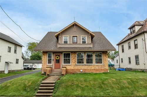 518 Stewart Ave, Grove City, PA, 16127-1334 | Card Image