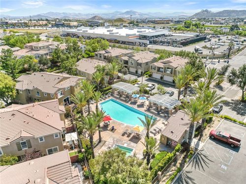 27425 Gentlebrook Ct, Murrieta, CA, 92562-1817 | Card Image