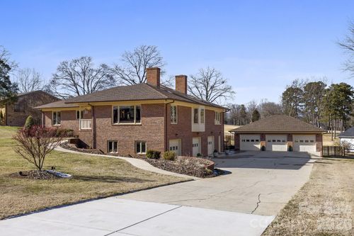 1419 Stoneyridge Dr, Charlotte, NC, 28214-9614 | Card Image
