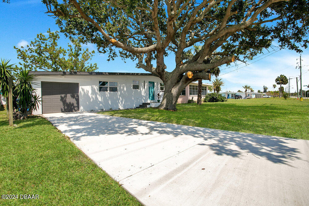 Peninsula Dr, Daytona Beach, FL 32118