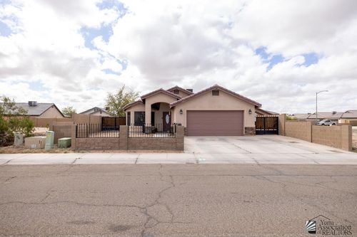 3313 E Raul Grijalva Ct, San Luis, AZ, 85336-0812 | Card Image