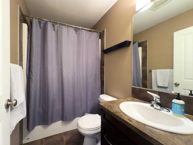 6826 - 59 Street Close, House other with 3 bedrooms, 4 bathrooms and 2 parking in Rocky Mountain House AB | Image 27