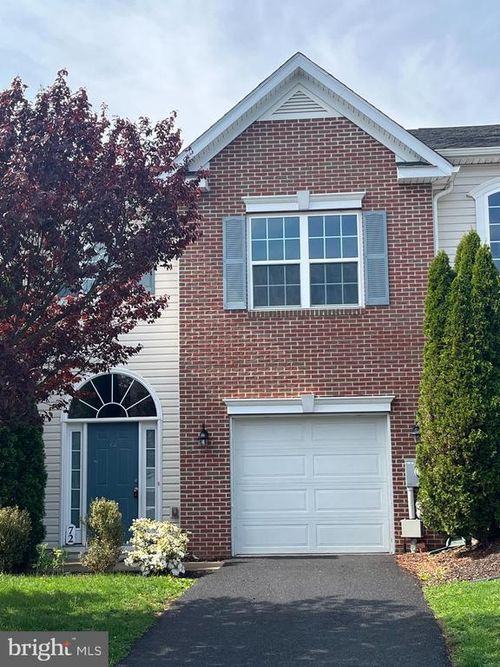 72 Chennault Trl, FALLING WATERS, WV, 25419-5008 | Card Image