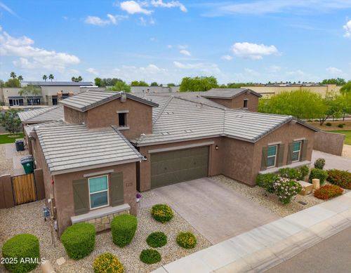 14075 W Desert Flower Dr, Goodyear, AZ, 85395-5802 | Card Image