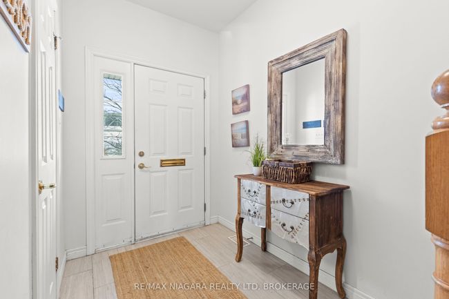 1069 Beach Blvd, House attached with 2 bedrooms, 4 bathrooms and 2 parking in Hamilton ON | Image 28