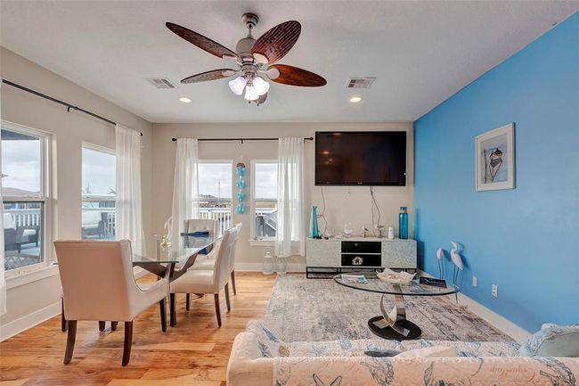 126 Driftwood Rd, House other with 4 bedrooms, 3 bathrooms and 2 parking in Freeport TX | Image 9