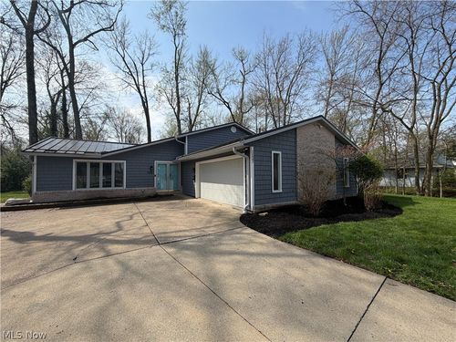 32847 Redwood Blvd, Avon Lake, OH, 44012-1518 | Card Image