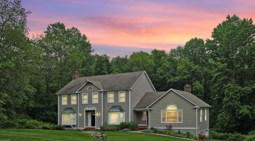 20 Topaz Ln, Trumbull, CT, 06611-3211 | Card Image