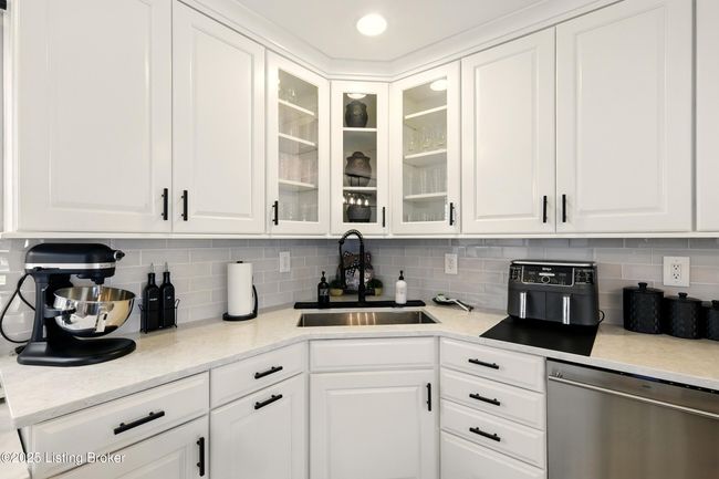 1717 Stricker Rd, House other with 5 bedrooms, 5 bathrooms and null parking in Memphis IN | Image 19