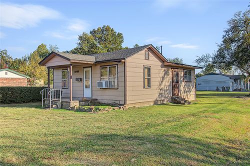 1801 E Augusta Ave, Muskogee, OK, 74403-5802 | Card Image