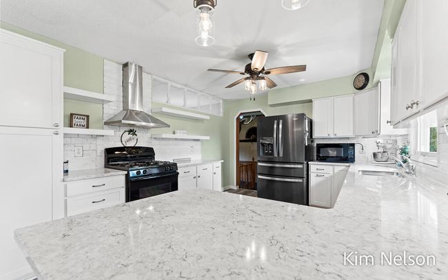 7700S.80thAve-44LoRes | Image 13