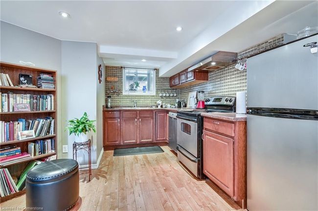 204 Herkimer St, Home with 5 bedrooms, 4 bathrooms and 2 parking in Hamilton ON | Image 32