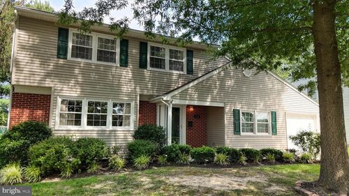 911 Woodcrest Dr, DOVER, DE, 19904-2442 | Card Image