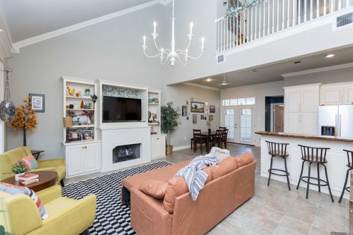 9302 Loblolly Ct, Baton Rouge, LA, 70809-2642 | Card Image