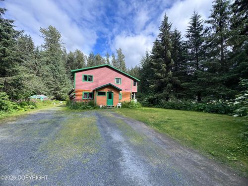 12492 Camelot Dr, Seward, AK, 99664 | Card Image