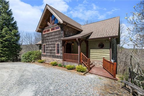 225 Devonwood Dr, Boone, NC, 28607-7947 | Card Image