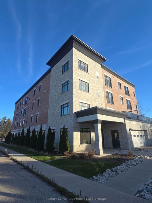 401-71 Metcalf St, Woodstock, ON, N4S3E9 | Card Image