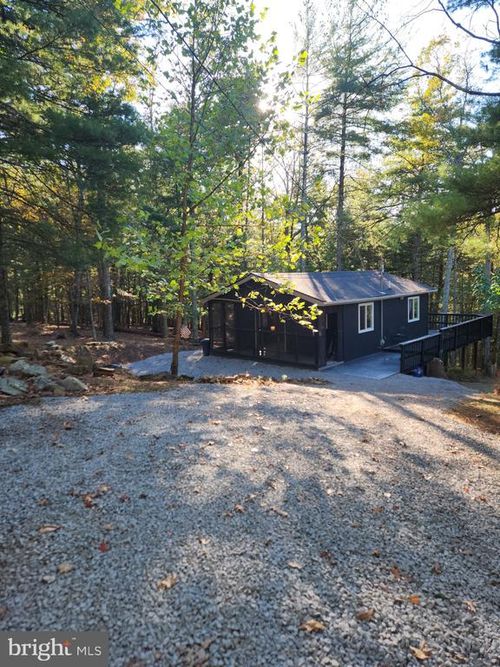 934 Center Ridge Rd, GREAT CACAPON, WV, 25422 | Card Image