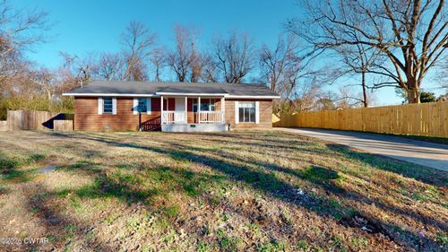 322 Jones St, Newbern, TN, 38059-1207 | Card Image