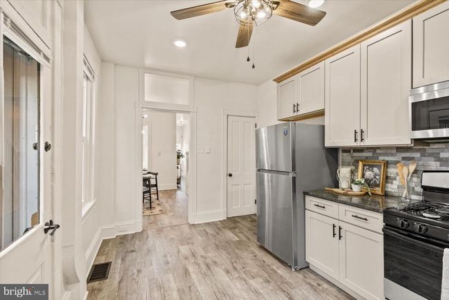 23 Hazel St, Townhouse with 3 bedrooms, 1 bathrooms and null parking in LANCASTER PA | Image 12
