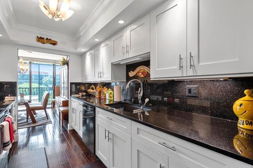 303-800 Jeffery St, Boca Raton, FL, 33487-4167 | Card Image