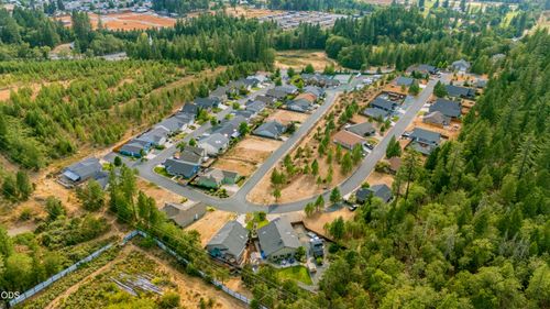 237 Red Cedar Ln, Cave Junction, OR, 97523-9515 | Card Image