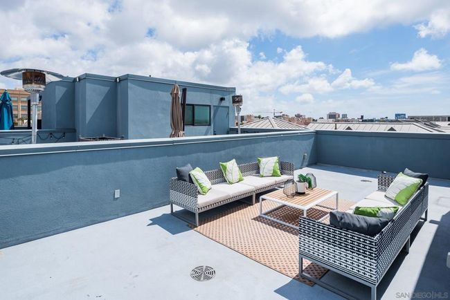 3 - 4079 1 St Ave, Condo with 2 bedrooms, 2 bathrooms and 2 parking in San Diego CA | Image 5