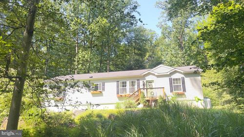 67 Foxhill Rd, QUAKERTOWN, PA, 18951-3217 | Card Image