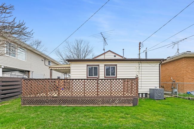 1170 Prado Pl, House other with 3 bedrooms, 1 bathrooms and 2 parking in Windsor ON | Image 32