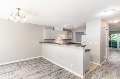 132 Shoreline Cir, Port Moody, BC, V3H5B3 | Card Image