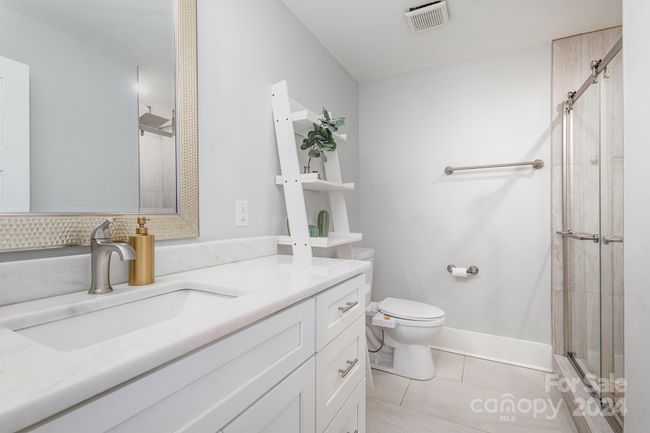 4301 Acorn St, House other with 3 bedrooms, 2 bathrooms and null parking in Charlotte NC | Image 12