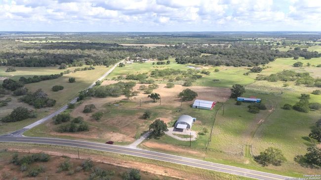 3041 Fm 3335, House other with 5 bedrooms, 3 bathrooms and null parking in Stockdale TX | Image 41