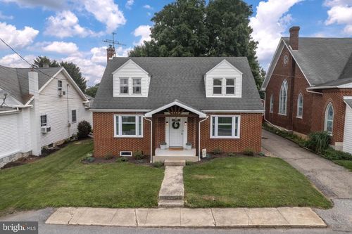 12 Strohm Road, SHIPPENSBURG, PA, 17257 | Card Image