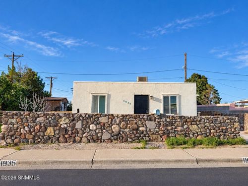 1935 Palomas Ave, Las Cruces, NM, 88001-2627 | Card Image