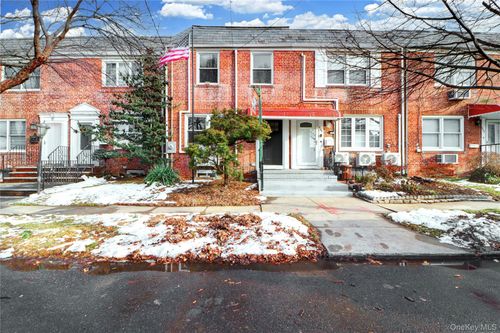 623 159th St, Whitestone, NY, 11357-1323 | Card Image