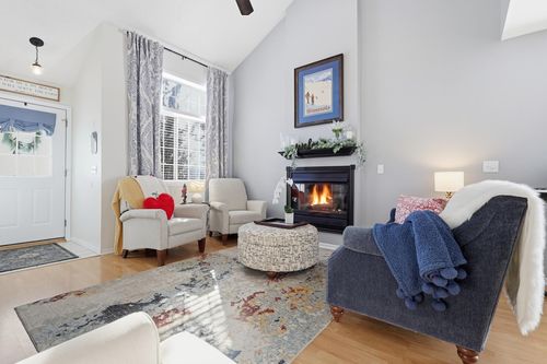 61-8487 Corcoran Path, Inver Grove Heights, MN, 55076-5318 | Card Image