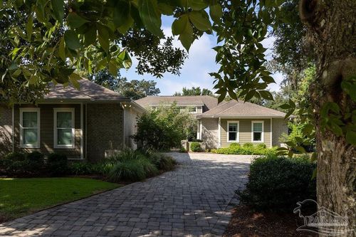 128 Highpoint Dr, Gulf Breeze, FL, 32561-4016 | Card Image