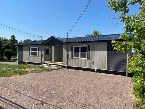 13-15 Mechanic St, Springhill, NS, B0M | Card Image